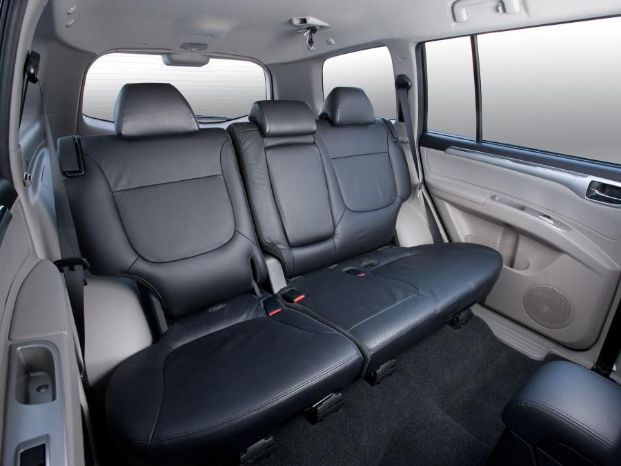  Mitsubishi Pajero Sport 2013 года  (фото 17 из 34)